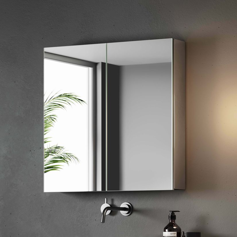 Mirror cabinets Birmingham – functional storage with elegant mirror designs at Built Right.