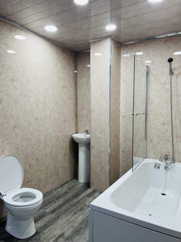 Gold Marble Budget Bathroom Display - Image 2