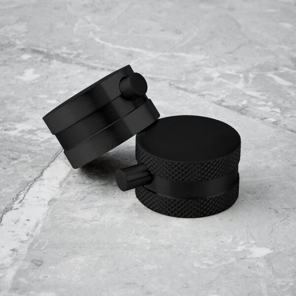 NU-023_HANDLES_1-1 Core Black Round Handle, Handset & Mounting Bracket