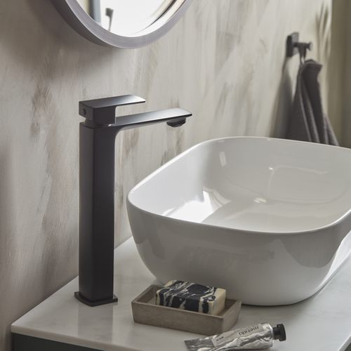 White kanto countertop basin ceramic rectangular basin